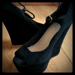 Steve Madden Wedges